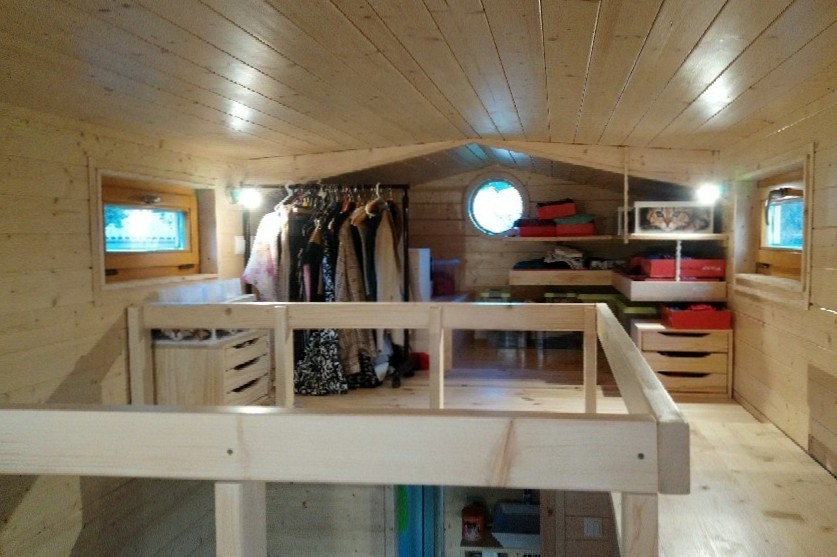 La TinyHouse de Solange: La Mezzanine Dressing